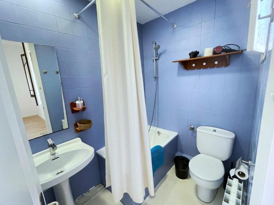 Flor Habitaciones Barcelone Extérieur photo