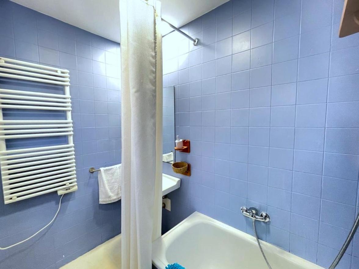 Flor Habitaciones Barcelone Extérieur photo