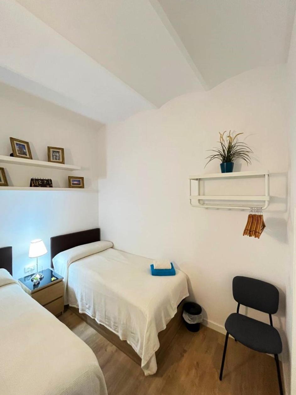 Flor Habitaciones Barcelone Extérieur photo