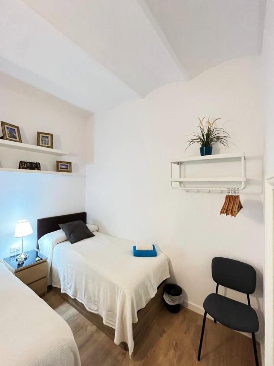 Flor Habitaciones Barcelone Extérieur photo
