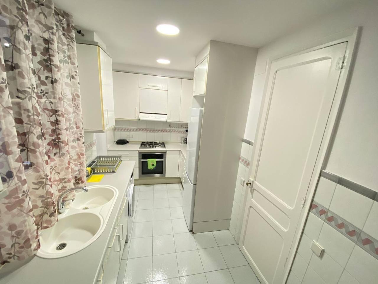 Flor Habitaciones Barcelone Extérieur photo